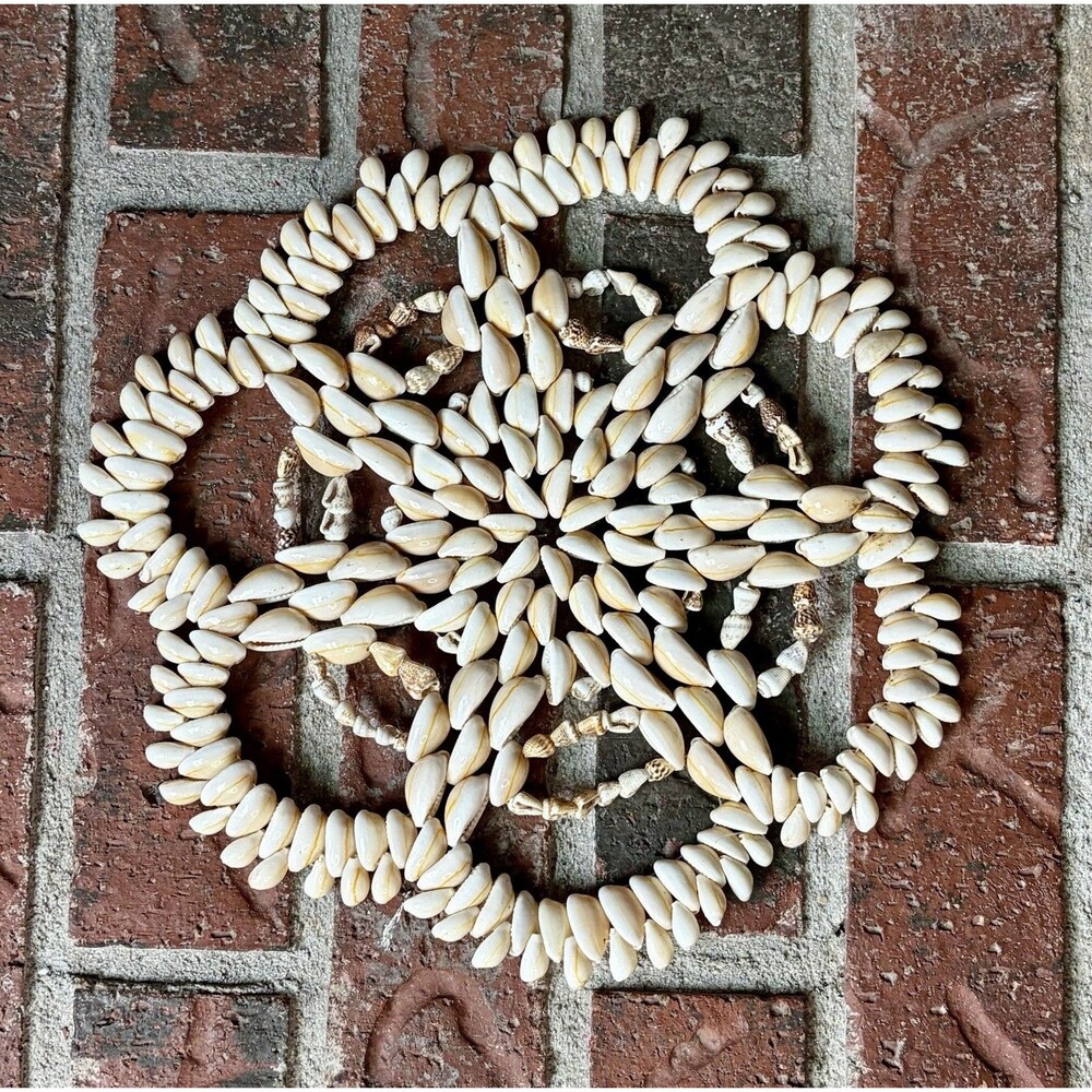 Vintage Cowrie Shells Trivet Hot Pad Snowflake Pattern 9"